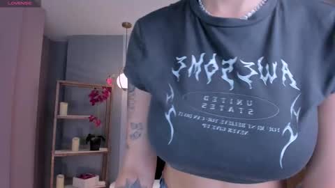 SQUIRTER DOLL    online show from 12, 9, 2025