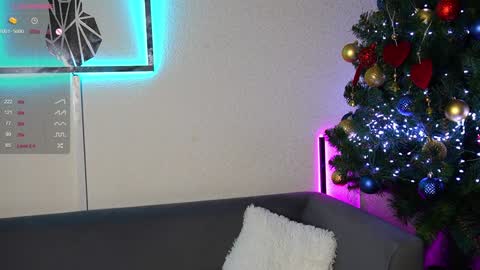 Snapshot of nica_rhodes chatting on 7, 12, 2024 nica_rhodes online show from 7, 12, 2024