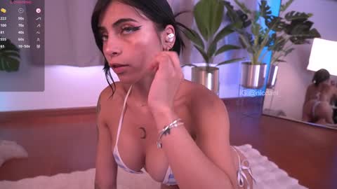 Snapshot of nicdani_1 chatting on 19, 1, 2025 Dani 3 online show from 19, 1, 2025