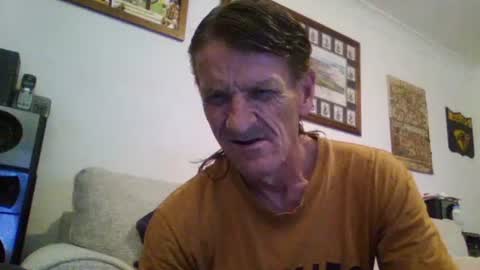 Sexiishaine online show from 2, 3, 2025