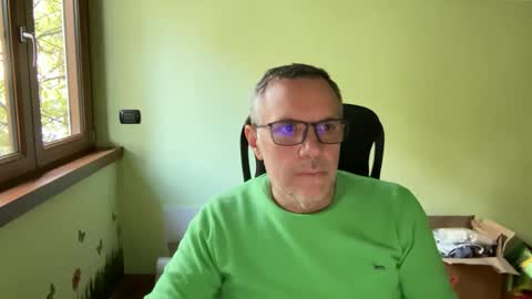 Snapshot of niceshy_71 chatting on 14, 11, 2025 Andrew online show from 14, 11, 2025