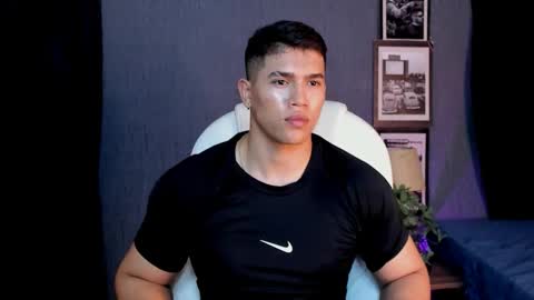 Snapshot of nick_fenix chatting on 17, 9, 2025 nick fenix online show from 17, 9, 2025