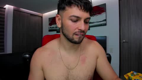 Snapshot of nick_klaus chatting on 14, 11, 2025 Nick Klaus online show from 14, 11, 2025