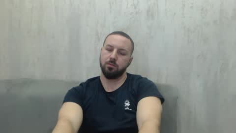 Julian online show from 3, 12, 2025