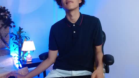 Snapshot of nickolas_moon chatting on 14, 12, 2024 Nickolas Muoz online show from 14, 12, 2024