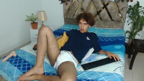 Snapshot of nickolas_moon chatting on 16, 12, 2024 Nickolas Muoz online show from 16, 12, 2024