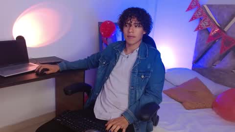 Snapshot of nickolas_moon chatting on 16, 2, 2025 Nickolas Muoz online show from 16, 2, 2025