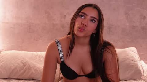 nicky and blake online show from 27, 10, 2025