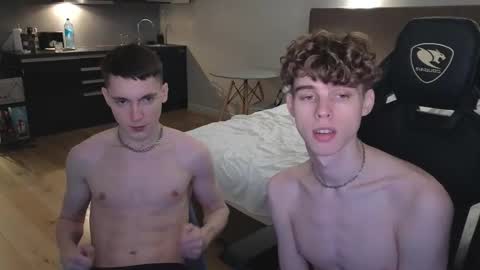 Snapshot of nicky_mart chatting on 27, 10, 2025 Nicki Danny online show from 27, 10, 2025