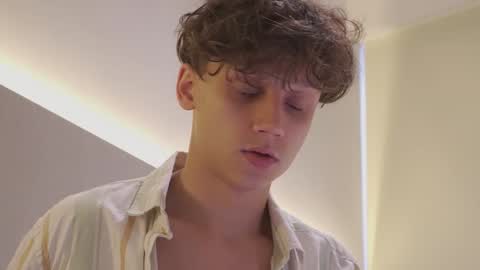 Snapshot of nicky_neal chatting on 16, 10, 2025 Nicky Neal online show from 16, 10, 2025