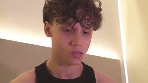 Snapshot of nicky_neal chatting on 21, 10, 2025 Nicky Neal online show from 21, 10, 2025