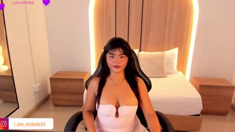 Snapshot of nicky_peyton chatting on 29, 10, 2025 Nicky online show from 29, 10, 2025