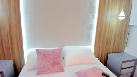 Snapshot of nicky_peyton chatting on 9, 11, 2025 Nicky online show from 9, 11, 2025