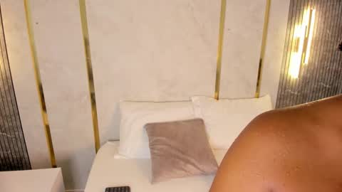 Snapshot of nicky_peyton chatting on 11, 11, 2025 Nicky online show from 11, 11, 2025