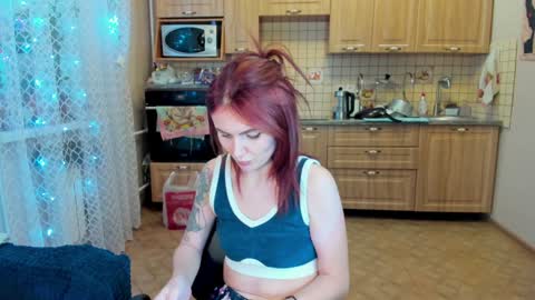 Snapshot of nicky_weekends chatting on 24, 12, 2024 Nicky Weekends online show from 24, 12, 2024