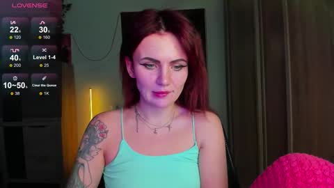 Snapshot of nicky_weekends chatting on 20, 9, 2025 Nicky Weekends online show from 20, 9, 2025