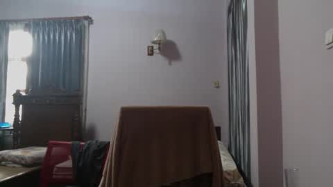 nickyang75 online show from 13, 12, 2024