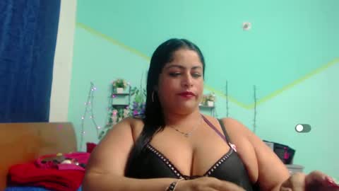 Snapshot of nickyribeiro chatting on 13, 11, 2025 nickyribeiro online show from 13, 11, 2025