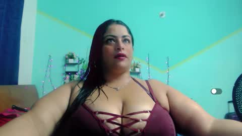 Snapshot of nickyribeiro chatting on 23, 11, 2025 nickyribeiro online show from 23, 11, 2025