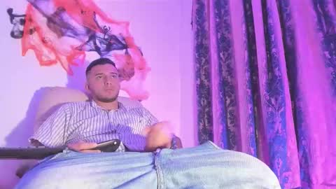 Nicolas online show from 26, 10, 2025