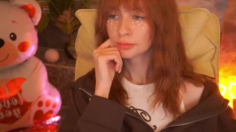 Nicol Moonn online show from 12, 2, 2026