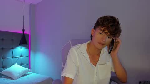 Snapshot of nicolasferrer18 chatting on 26, 11, 2025 nicolasferrer18 online show from 26, 11, 2025