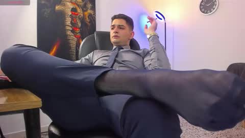 Nicolas Fellener online show from 12, 10, 2025