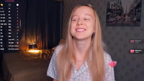 Snapshot of nicolavanderbie chatting on 3, 11, 2025 Nicoletta online show from 3, 11, 2025