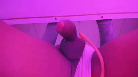 Snapshot of nicole_gauss chatting on 12, 11, 2025 NICOLE online show from 12, 11, 2025