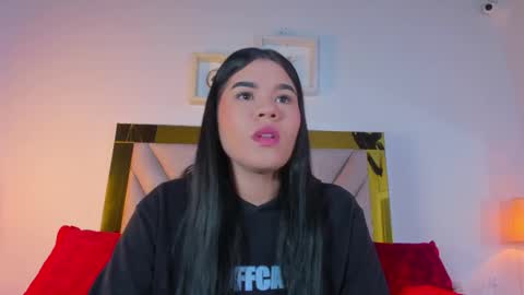nicole_grace0 online show from 6, 10, 2025