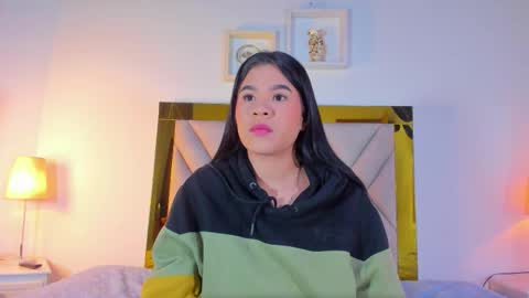 nicole_grace0 online show from 25, 10, 2025