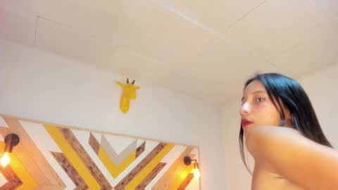 Snapshot of nicole_haley chatting on 19, 2, 2025 Nicole Haley online show from 19, 2, 2025