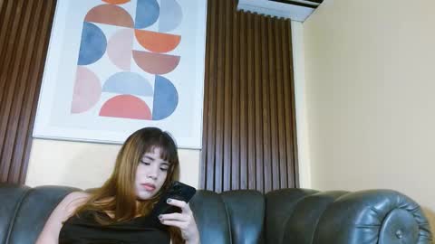 Nicole Ramires online show from 14, 1, 2026