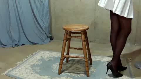 Nicole T online show from 24, 9, 2025