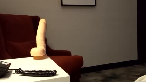 nicoleandbrian online show from 25, 11, 2025