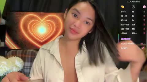 Snapshot of nicolecellini chatting on 4, 4, 2026 NICOLE online show from 4, 4, 2026