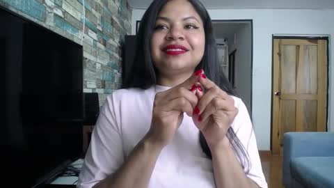 Nicole online show from 11, 10, 2025