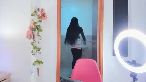 NICOLE online show from 16, 12, 2025