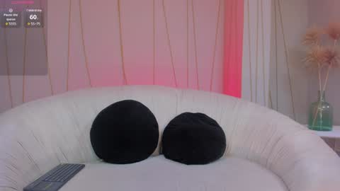Nicole Sanz online show from 18, 12, 2024