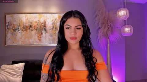 Nicole Sanz online show from 16, 2, 2025