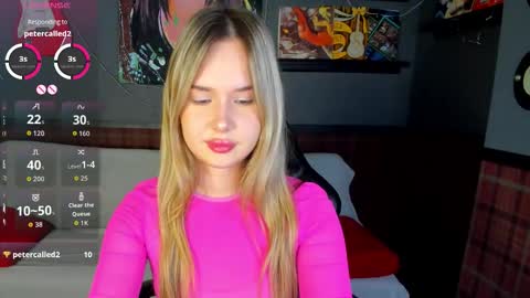 nicolettacooper online show from 23, 12, 2025