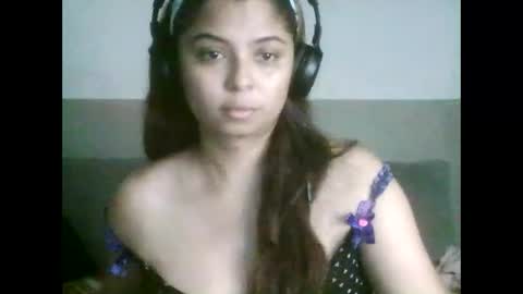 NicollGreen online show from 25, 9, 2025