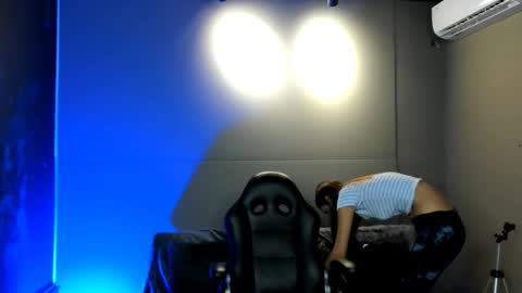 Nicol online show from 28, 11, 2025