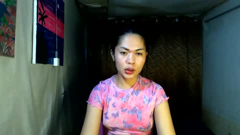 Snapshot of nicsh chatting on 8, 3, 2025 Nichole online show from 8, 3, 2025