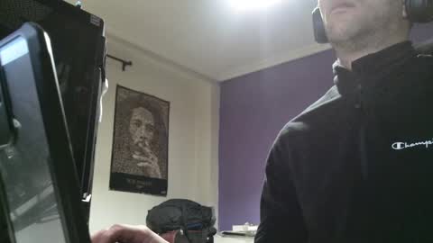 Julian online show from 9, 2, 2025
