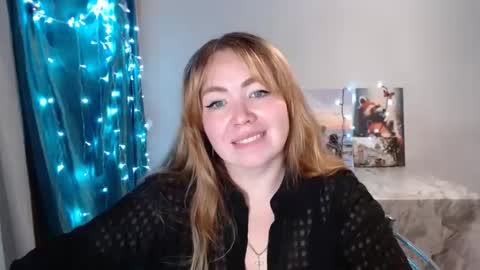 nightlaura online show from 9, 1, 2025