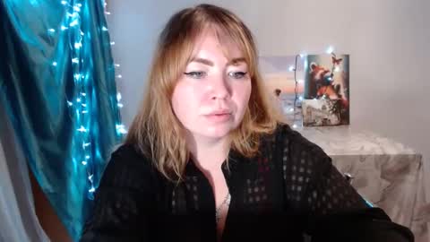 nightlaura online show from 13, 1, 2025