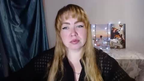 nightlaura online show from 15, 1, 2025