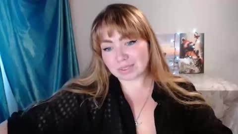 nightlaura online show from 16, 1, 2025