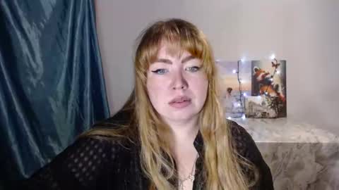 nightlaura online show from 16, 1, 2025